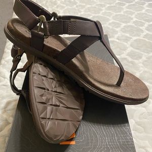 Merrell size 8. Like new!